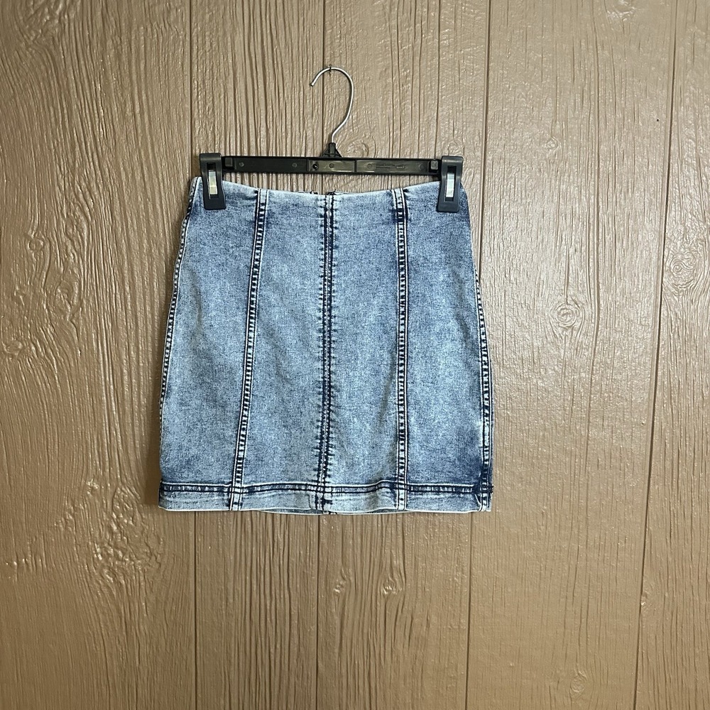 Free People Mini Skirt Denim Sz 0 Modern Femme Medium Blue Wash Stretch Pencil